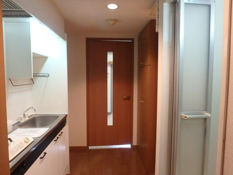 ロアール御茶ノ水順天堂大学前の玄関