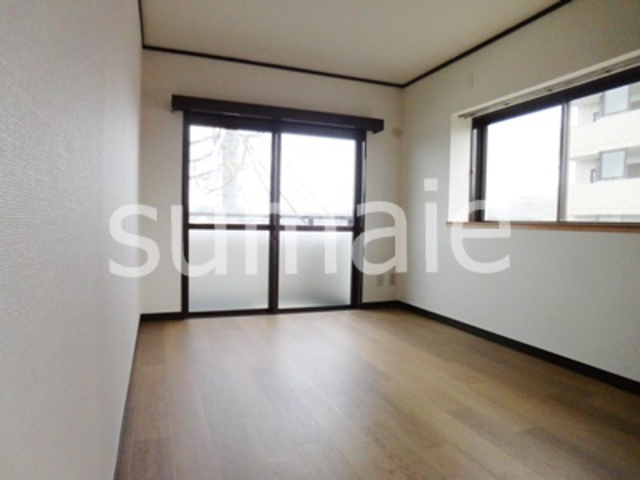 BELL　VALLEYの居間・リビング|二面採光洋室