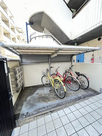ベヌスタ西宮の外観