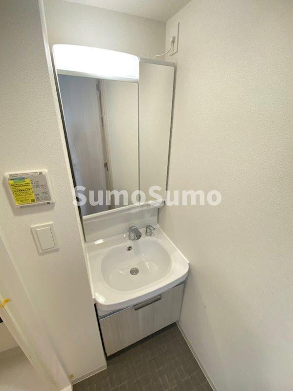 プレサンス兵庫駅前の洗面所