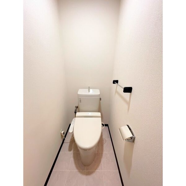 ロイヤルコーポ東雲のトイレ