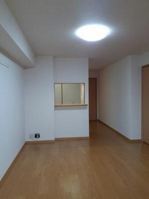 【内装】 | サニーライツⅠ | 明るい色調の室内です