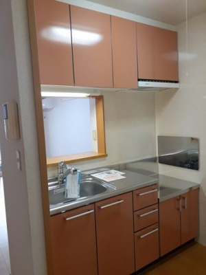 【キッチン】 | サニーライツⅠ | コンパクトなキッチンで掃除もラクラク