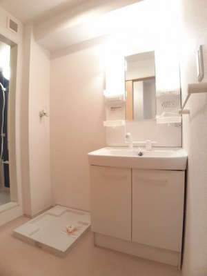 【洗面所】 | プラセール | ゆったりとスペースのある洗面所