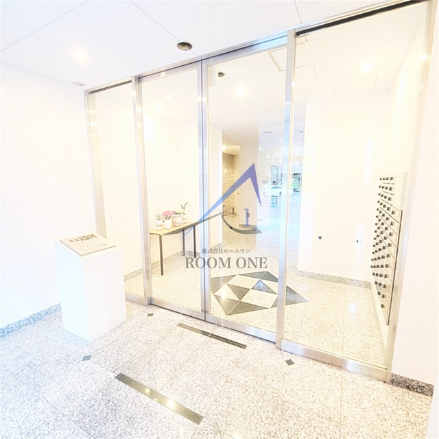 ＲＡＬＬＹ´Ｓ（ラリーズ）