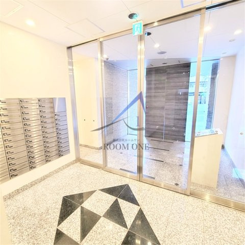 ＲＡＬＬＹ´Ｓ（ラリーズ）