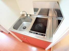 コンパクトなキッチンで掃除もラクラク