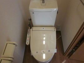 シャワー付トイレ