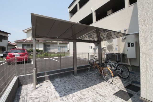 Luanaのその他共用部分|駐輪場