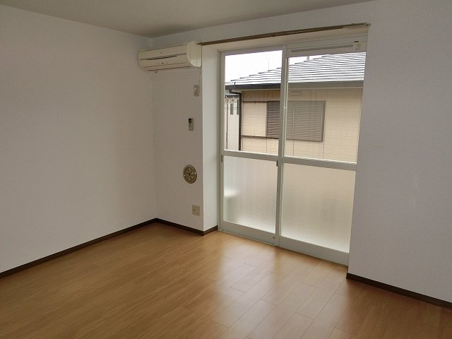 サンマリーナの居間・リビング|使いやすい居間です