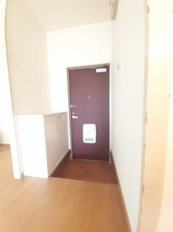 【玄関】 | シャロル内原 | シンプルで使いやすい玄関です