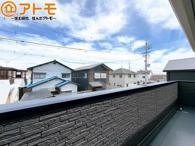 【バルコニー】 | 藤枝市上当間第2　新築戸建　全1棟 | 陽当りの良いバルコニーはお洗濯物はもちろんお布団もふかふかになります♪