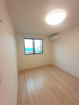 【内装】 | ベルシャイン　紀三井寺　Ⅰ | 内装は落ち着いています