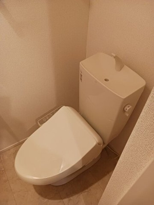 【トイレ】 | 志 | 落ち着いた色調のトイレです