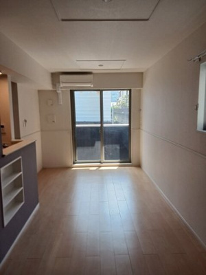 【居間・リビング】 | 志 | ゆったりとした居間です