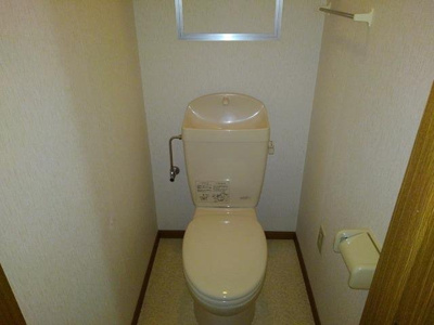 【トイレ】 | スマイルコーポ西乃庄 | 清潔感のあるトイレです