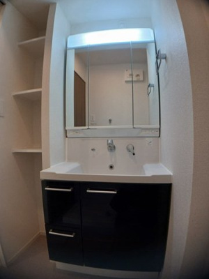 【洗面所】 | ルピエ宮前 | コンパクトで使いやすい洗面所