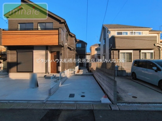 【外観】 | パントリー　リビング階段　船橋市習志野台5　全3棟　A号棟 | 施工例