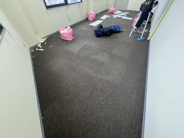 葉山ビルの内装