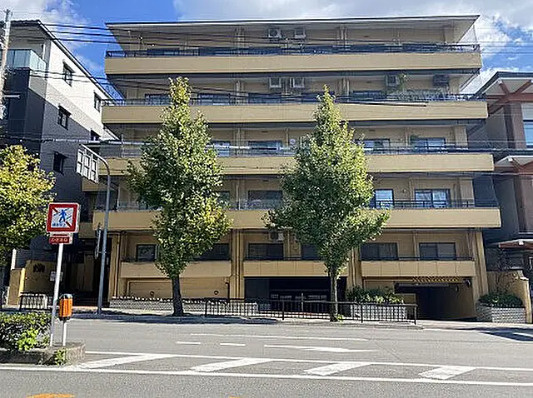 インペリアル東岡崎の外観