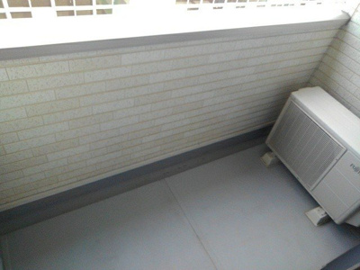 【バルコニー】 | エトワール壱番館 | バルコニーからの眺めを楽しみながら食事をしませんか