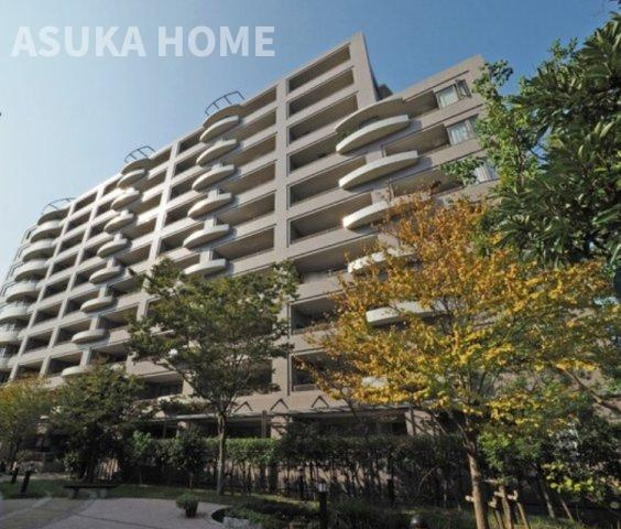 グランフォーレ戸塚ヒルブリーズ壱の外観|マンション回りは季節毎の様々な木々の変化を楽しめるよう配慮されております。