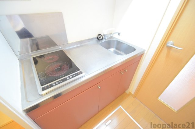 レオネクスト宮島のキッチン|※写真と現状が異なる場合は現状を優先
