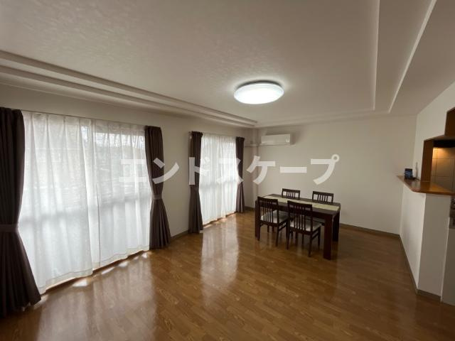 ファミーユの居間・リビング|リビング
高崎、前橋のお部屋探しはエンドスケープまで！お客様の理想お聞かせ下さい♪