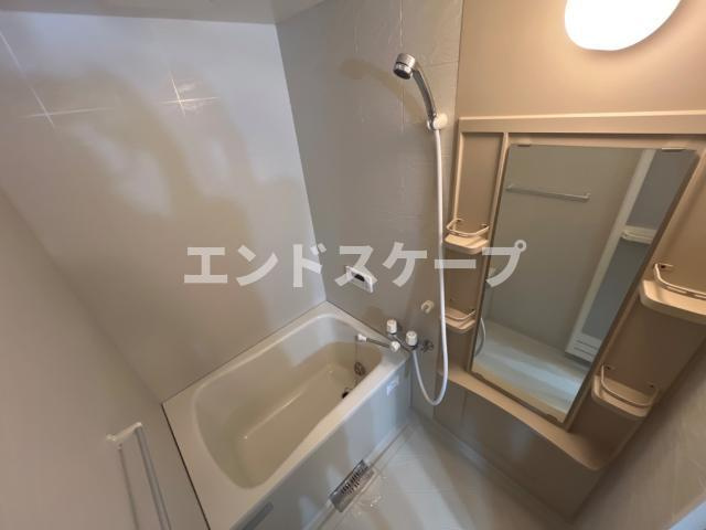 ファミーユの浴室|ユニットバス
高崎、前橋のお部屋探しはエンドスケープまで！お客様の理想お聞かせ下さい♪