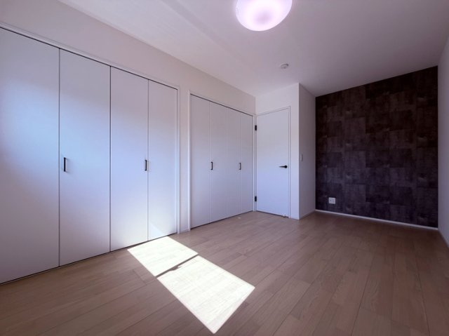 安曇野市三郷温　中古住宅の洋室