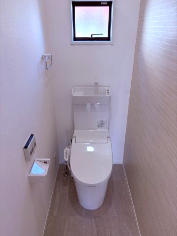 安曇野市三郷温　中古住宅のトイレ