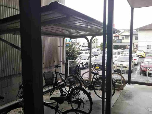 レオパレスサンモリッツの周辺