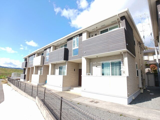 イースト　マージュ　Ｂの外観|外観もきれいです