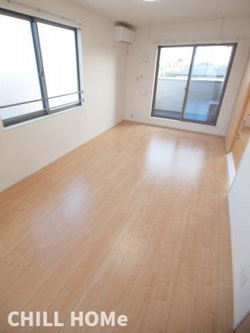 グラン・ソレイユの居間・リビング|当社、チルホームのHPもご覧ください(^^)/物件情報多数♪