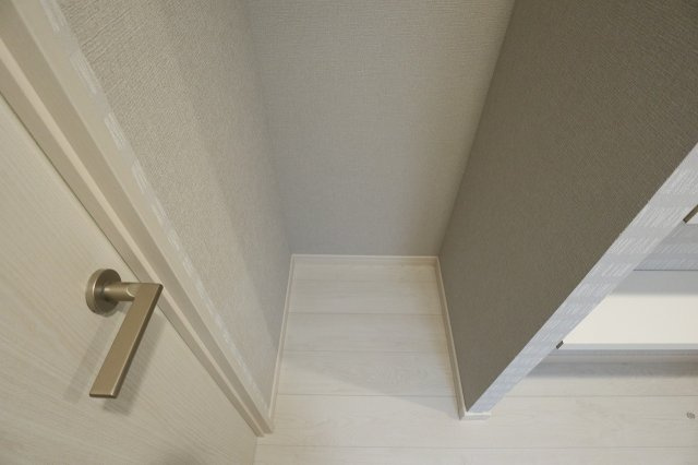 サヴォイラコートワジー　5階のキッチン|別号室のものになります。現状優先。