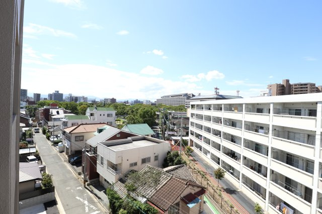 サヴォイラコートワジー　5階の展望|別号室のものになります。現状優先。