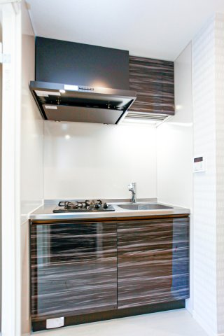 サヴォイラコートワジー　5階のキッチン|別号室のものになります。現状優先。