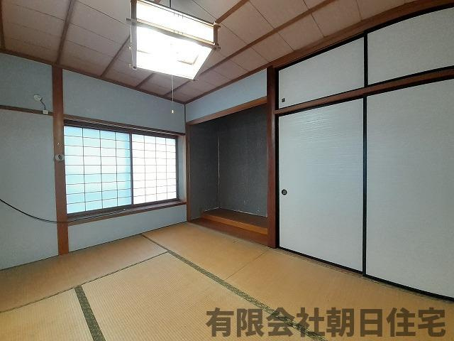 【和室】 | 古志原2丁目中古戸建（収益物件） | 和室ならではの温かな和の空間で寛ぎの時間を過ごせます