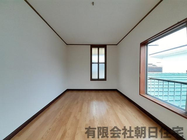 【洋室】 | 古志原2丁目中古戸建（収益物件） | 広々とした洋室です