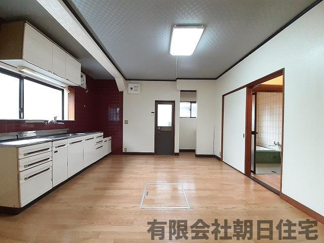 【キッチン】 | 古志原2丁目中古戸建（収益物件） | 便利なダイニング！