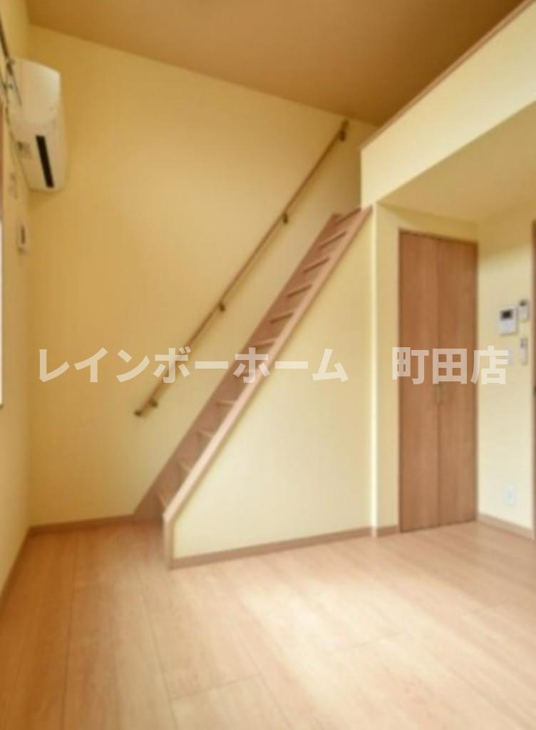 森のルピナスハイム ※初期費用分割後払いサービス利用可能物件の居間・リビング