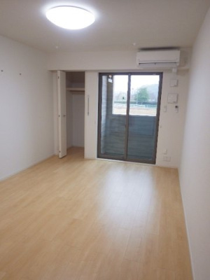 【居間・リビング】 | グラン・シャリオⅠ番館