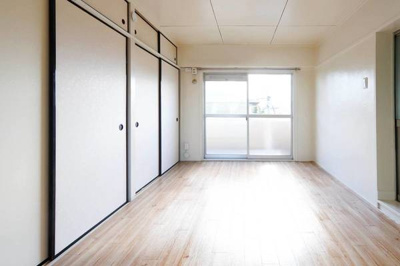 【居間・リビング】 | ビレッジハウス吉備1号棟 | ビレッジハウスの同一物件・同一タイプの間取りの写真です