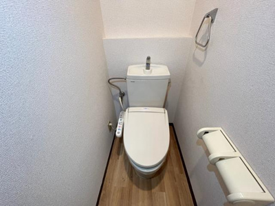 【トイレ】 | イブ・マキ | シャワー付トイレ