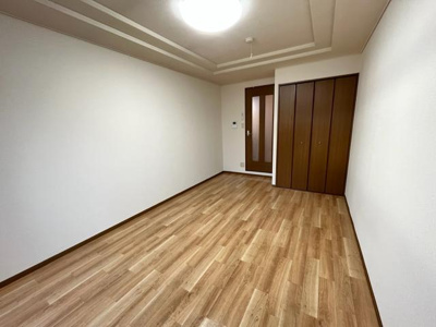 【内装】 | イブ・マキ | 洋室