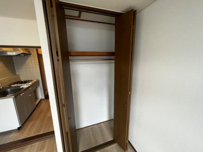 【収納】 | サンコート東山 | 洋室クローゼット