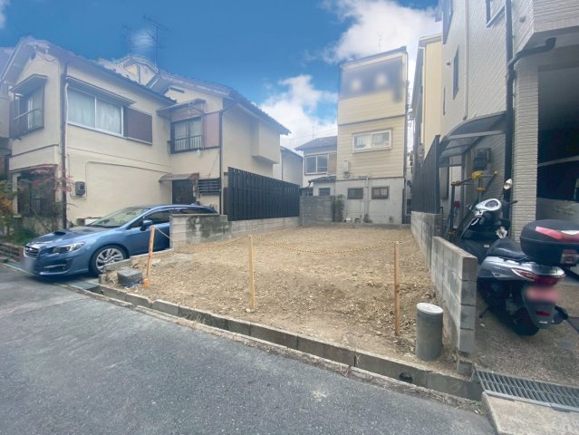 淀の原町ⅡAプラン　建築条件付土地の外観|物件のことはもちろん、教育施設・スーパー・商業施設・公園・公共機関といった周辺の住環境も車でご案内します。ぜひ現地で暮らしやすさなどイメージしてください！（R7.10撮影）