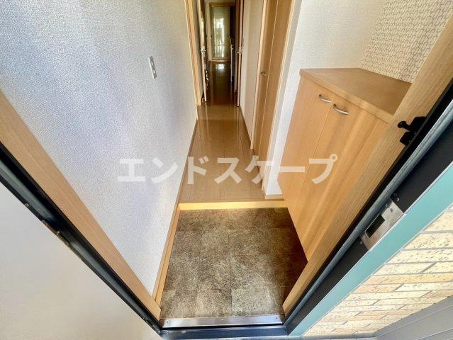 フェアリーコートの玄関|高崎、前橋エリアのお部屋探しはエンドスケープまで！お客様の理想お聞かせ下さい♪