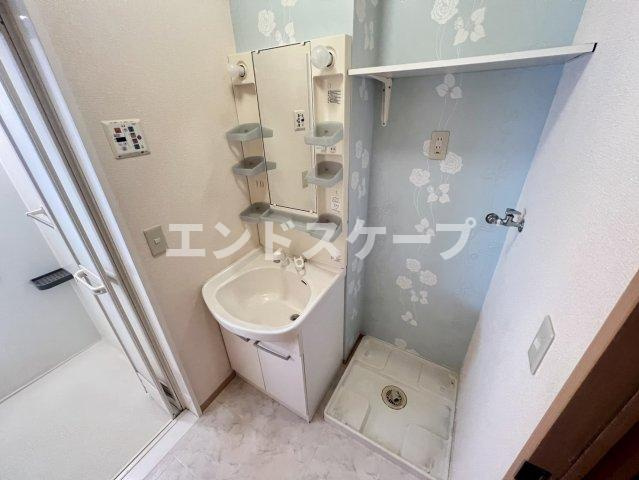 フェアリーコートの独立洗面台|高崎、前橋エリアのお部屋探しはエンドスケープまで！お客様の理想お聞かせ下さい♪