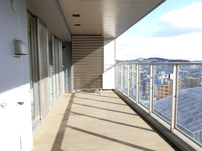 【バルコニー】 | ライオンズタワー岡山千日前 | 南向きバルコニー　※2026年1月撮影